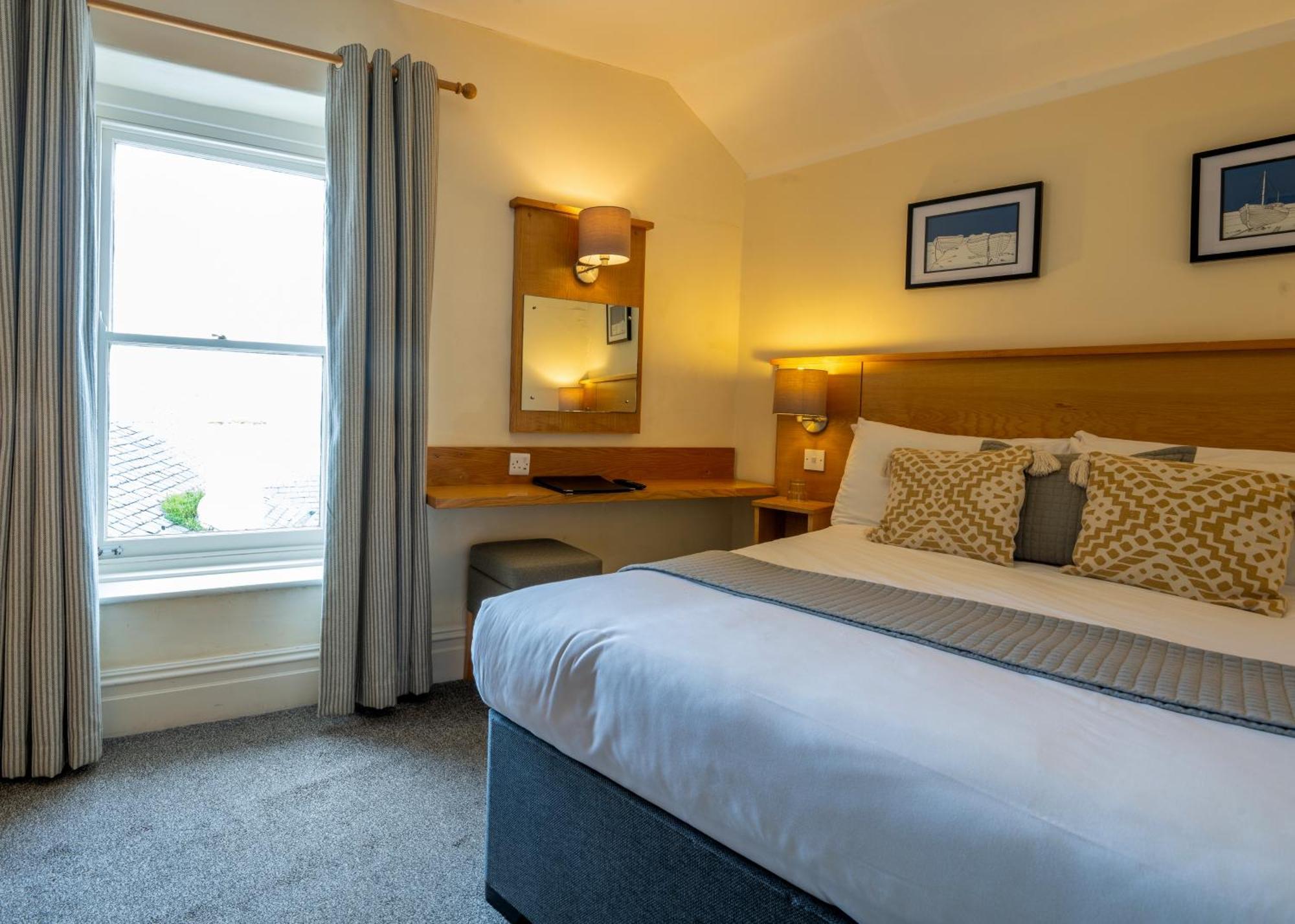 Castle Court Hotel Beaumaris Luaran gambar